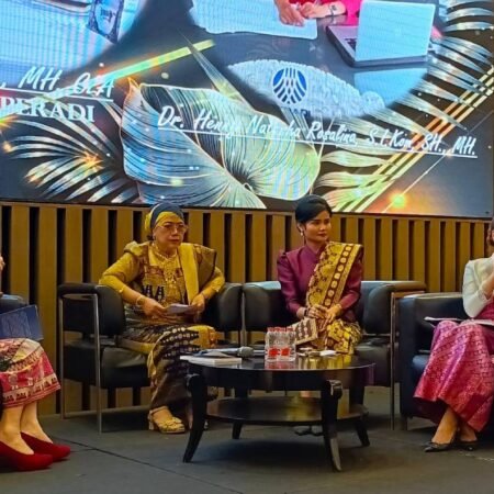 Buku “Realitas: Kekerasan Terhadap Perempuan dan Anak” Resmi Diluncurkan di Palembang Buku “Realitas: Kekerasan Terhadap Perempuan dan Anak” resmi diluncurkan di Palembang, Selasa (16/12/2025).