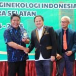 Kejuaraan Bulu Tangkis Palembang Cup IV 2025 Resmi Ditutup, Diikuti 703 Atlet se-Sumsel Gubernur Sumatera Selatan H. Herman Deru saat menghadiri pelantikan Pengurus POGI Cabang Sumsel periode 2025–2028 di Palembang, Sabtu (27/12/2025).