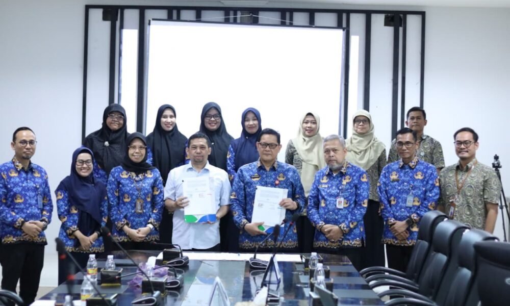 BPJS Kesehatan dan Pemprov Sumsel Resmi Teken Rencana Kerja 2026, Jaga Keberlanjutan UHC BPJS Kesehatan Cabang Palembang bersama Pemerintah Provinsi Sumatera Selatan menandatangani Rencana Kerja Provinsi Sumsel Tahun 2026 di Palembang, Rabu (17/12/2025).
