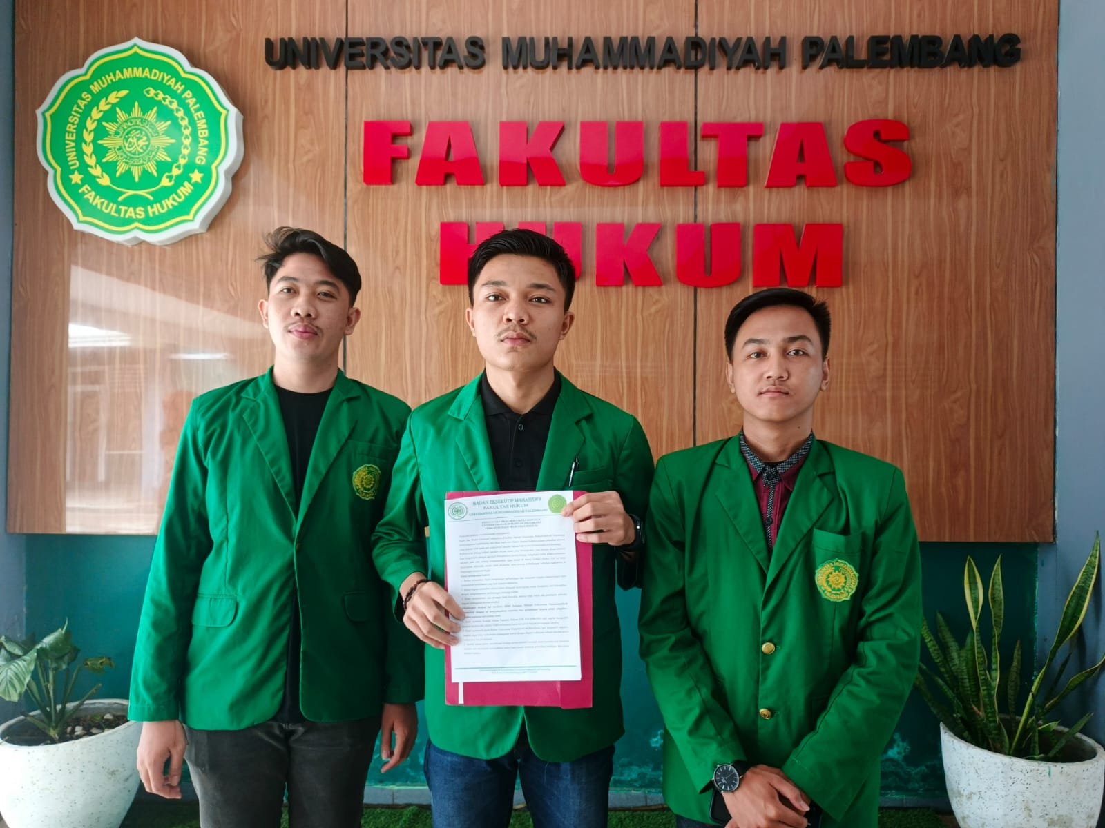 BEM FH Universitas Muhammadiyah Palembang Nyatakan Sikap Tegas Terkait Dugaan Pelecehan Seksual Oknum Dosen BEM Fakultas Hukum Universitas Muhammadiyah Palembang menyatakan sikap tegas terkait dugaan kasus pelecehan seksual yang melibatkan oknum dosen, serta mendesak pimpinan kampus bertindak adil dan profesional.