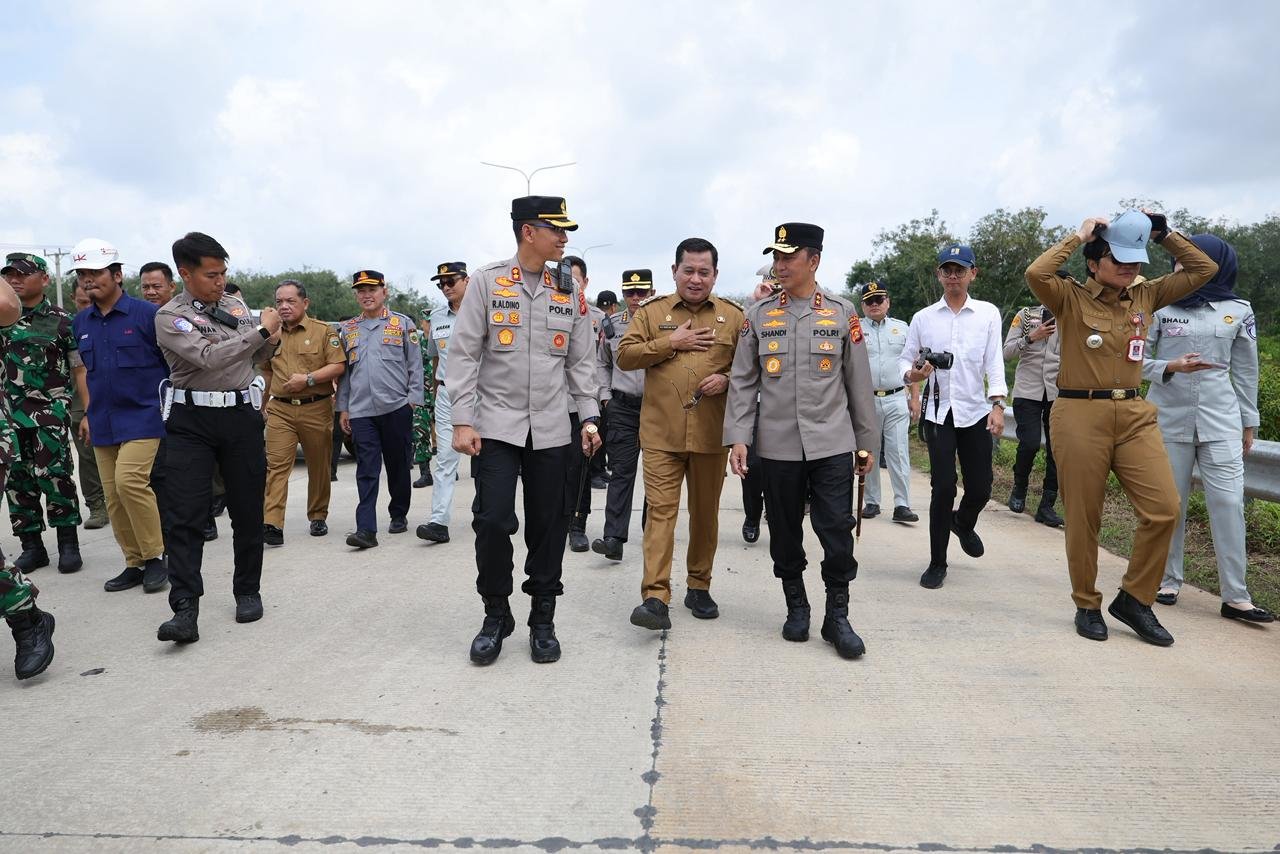 Kapolda Sumsel Tinjau Langsung Tol Kapal Betung, Jelang Operasi Ketupat Musi 2026 Kapolda Sumsel Tinjau Langsung Tol Kapal Betung, Jelang Operasi Ketupat Musi 2026