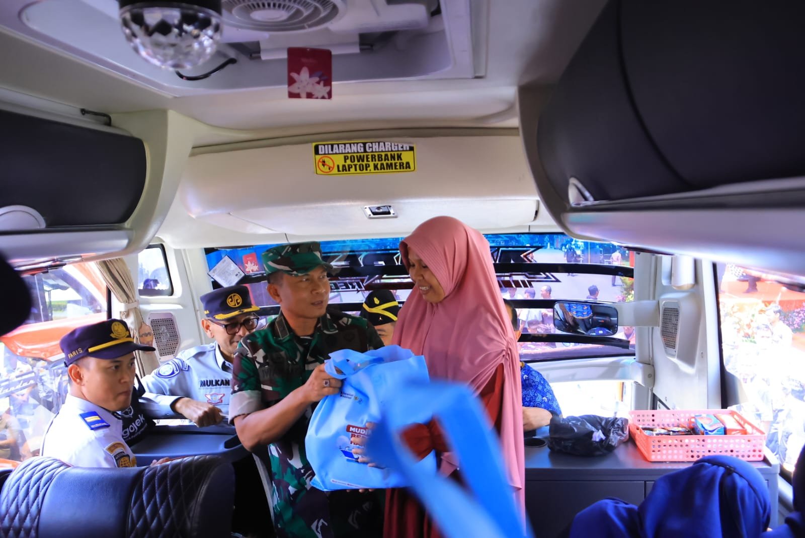 Ikut Melepas Mudik Gratis, Kasdam II/Sriwijaya: Semoga Selamat Sampai Tujuan