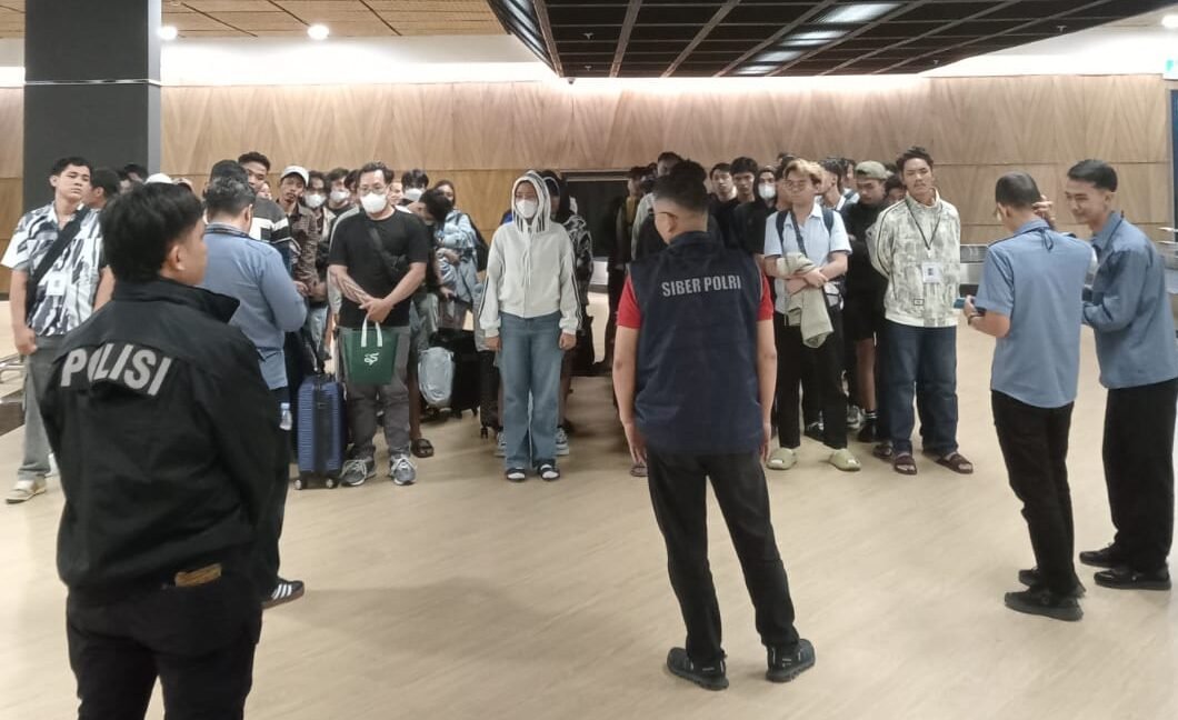 Sinergi Polda Sumsel dan Pemprov, 14 Warga Palembang Korban Dugaan TPPO di Kamboja Dipulangkan