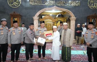 Perkuat Kedekatan Polri dengan Warga, Wakapolda Sumsel Gelar Safari Subuh Perkuat Kedekatan Polri dengan Warga, Wakapolda Sumsel Gelar Safari Subuh