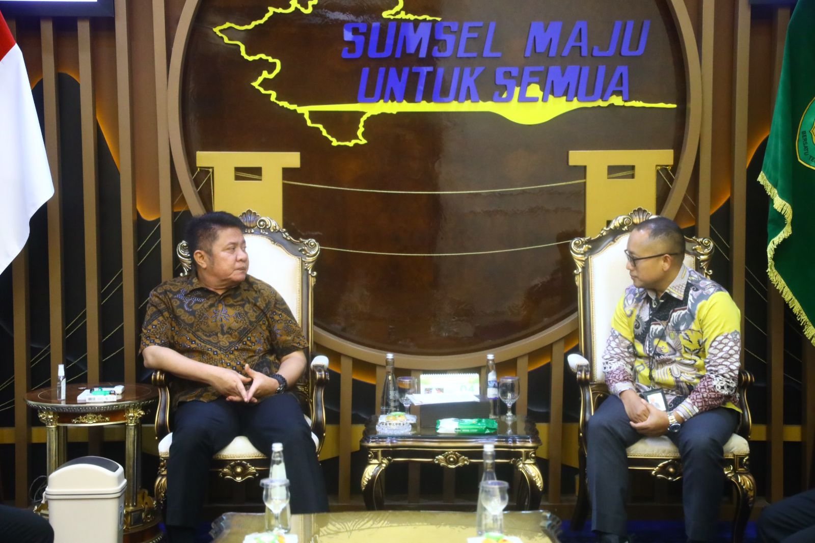 Gubernur Herman Deru Tegaskan Komitmen Pelayanan Kelistrikan Merata di Sumsel Gubernur Herman Deru Tegaskan Komitmen Pelayanan Kelistrikan Merata di Sumsel