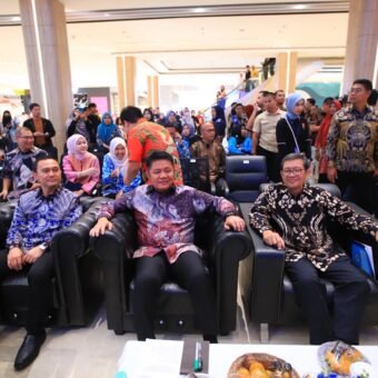 Gubernur Herman Deru Ajak Mahasiswa Gunakan AI Secara Bijak Gubernur Herman Deru Ajak Mahasiswa Gunakan AI Secara Bijak