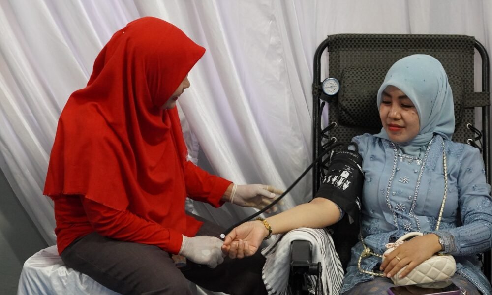 Hari Kartini di OKI, Dorong Perempuan Lebih Peduli Kesehatan Menurut dia, layanan cek kesehatan gratis dapat menjadi pintu awal bagi masyarakat untuk memahami kondisi kesehatannya.