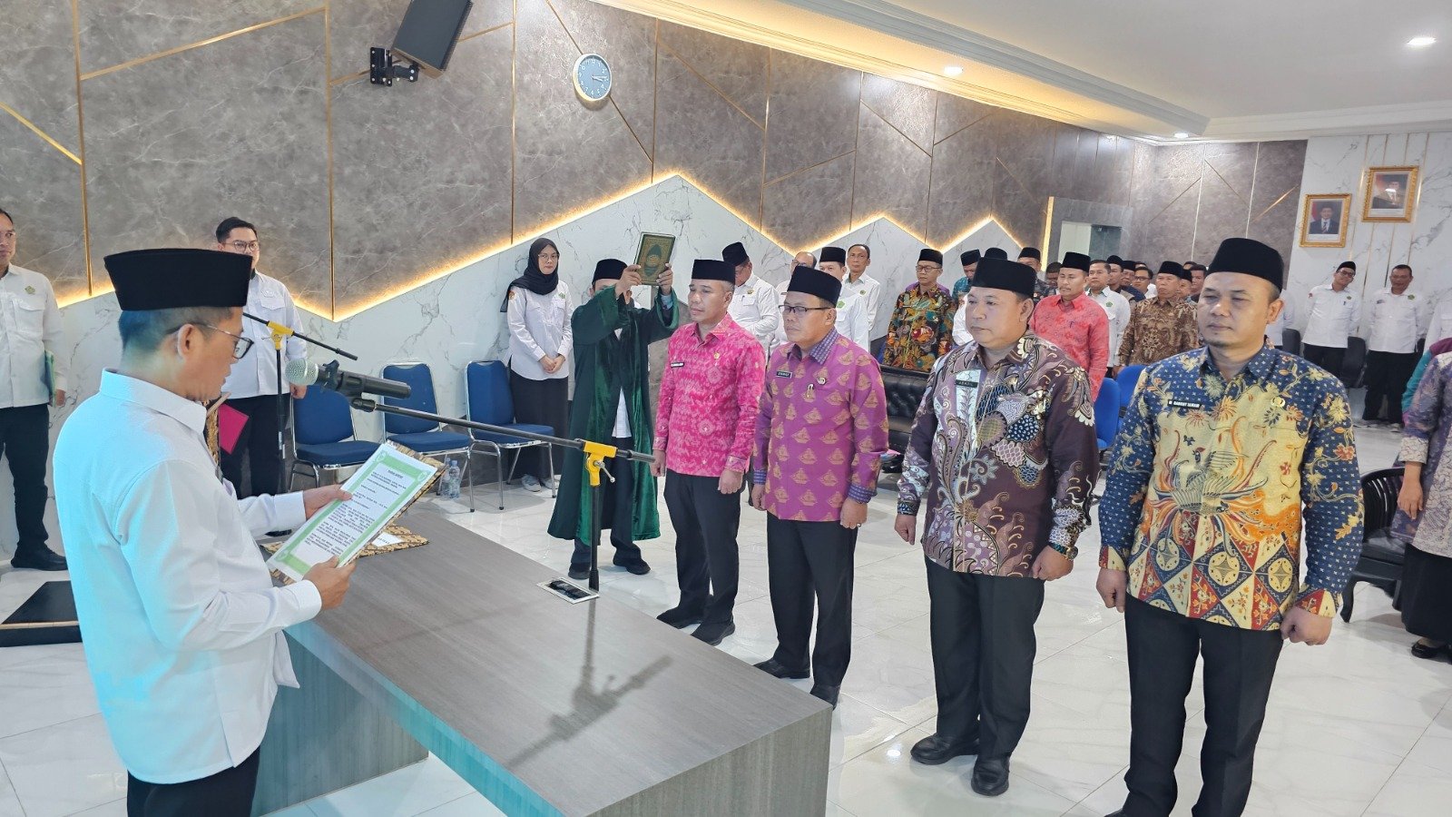 Lantik 4 Pejabat Administrator, Kakanwil Kemenag Sumsel Tekankan Penyegaran dan Akselerasi Kinerja