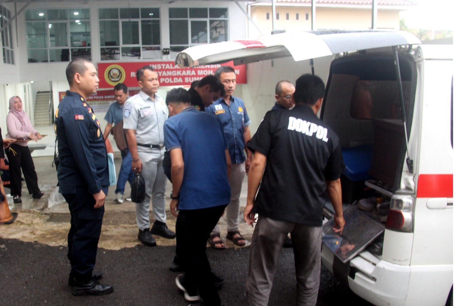 Tim DVI Polda Sumatera Selatan Berhasil Identifikasi Empat Korban Kecelakaan Bus ALS