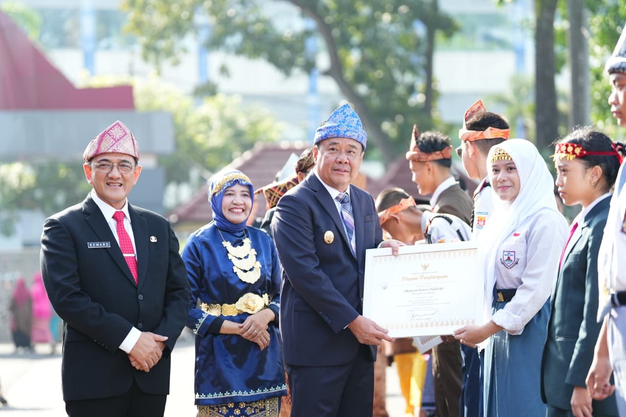 Wagub Sumsel Cik Ujang Dorong Transformasi Pembelajaran dan Penguatan Karakter pada Hardiknas 2026