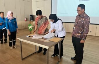 PLN Teken Kontrak Listrik 18,7 MVA dengan PT SPF, Perkuat Akselerasi Industri di Ogan Ilir PLN Teken Kontrak Listrik 18,7 MVA dengan PT SPF, Perkuat Akselerasi Industri di Ogan Ilir