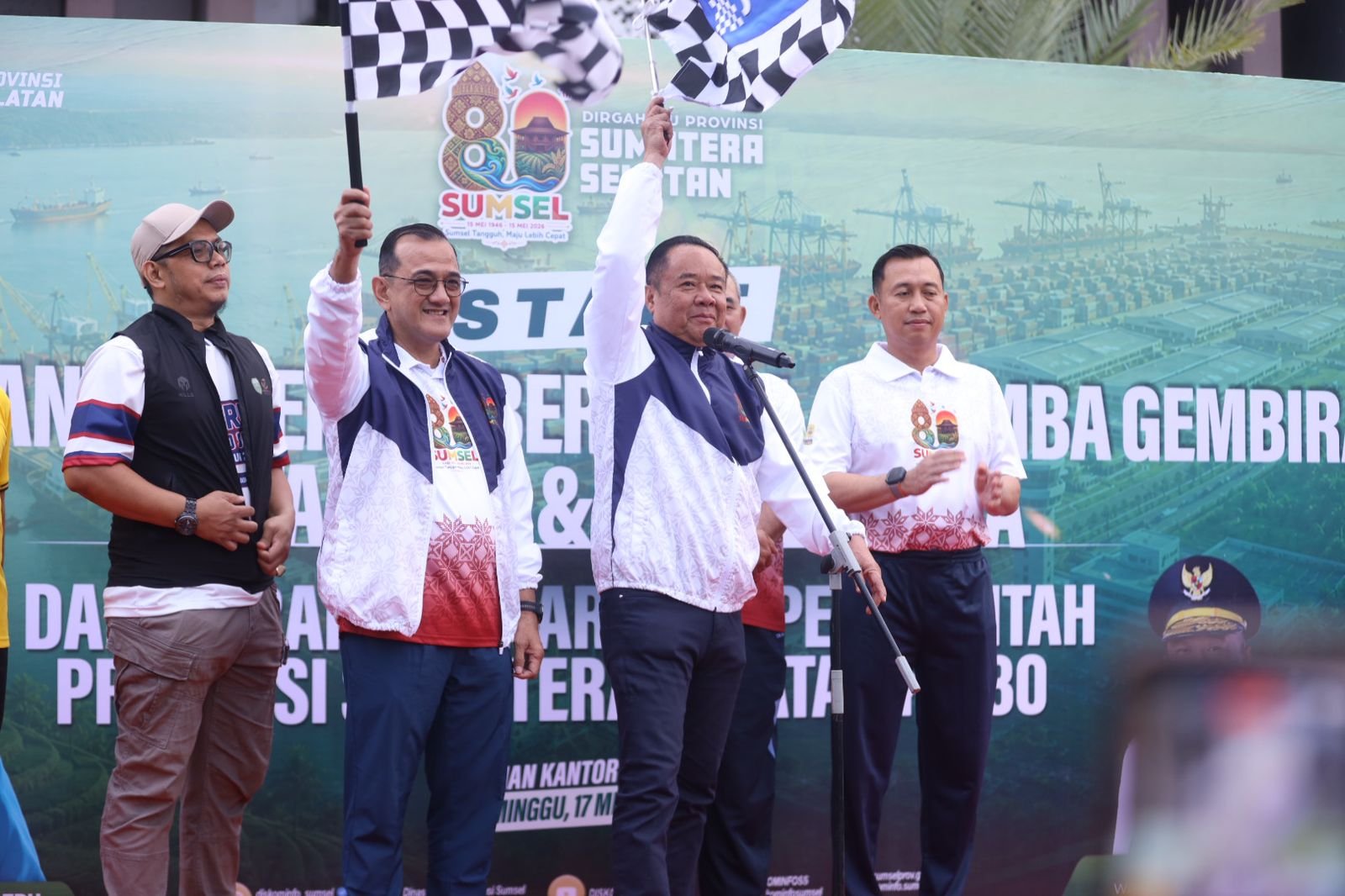 Wagub Sumsel Cik Ujang Lepas Jalan Santai HUT ke-80 Sumsel, Ribuan ASN dan Warga Meriahkan Kebersamaan