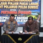 PT Pertamina Hulu Rokan dan PT Pertamina EP Tandatangani Perjanjian Jual Beli Gas di Forum IPA 2026 Kapolda Sumsel Teken Perjanjian Pinjam Pakai Lahan PT Pertamina (Persero) untuk Ditpolairud
