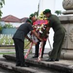 Kenang Jasa Para Pahlawan, Ziarah Rombongan Warnai HUT ke-45 Korem 044/Gapo