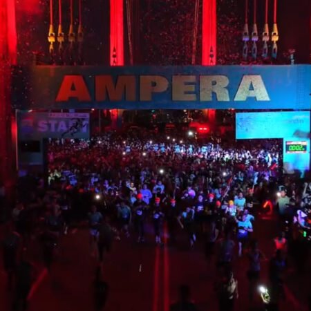 3.500 Pelari dari 140 Daerah Meriahkan HUT Kota Palembang ke-1343 Lewat Mandiri Ampera Tourism Run 2026 Event sport tourism tersebut digelar di kawasan ikonik Jembatan Ampera pada Minggu (28/6/2026) berlangsung dengan penuh antusiasme. (Foto: Istimewa)