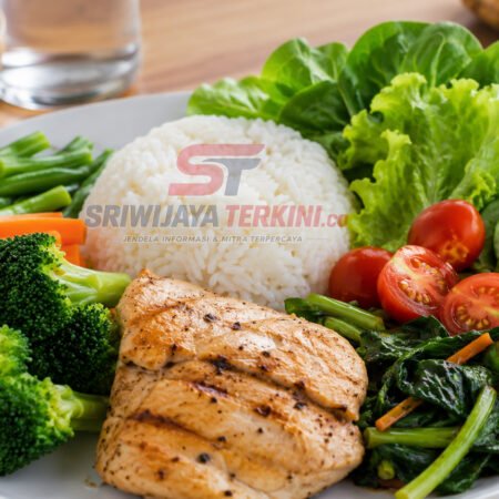 Makan siang dengan sayur-sayuran. (Foto: dok/majalah.sriwijayaterkini.co)