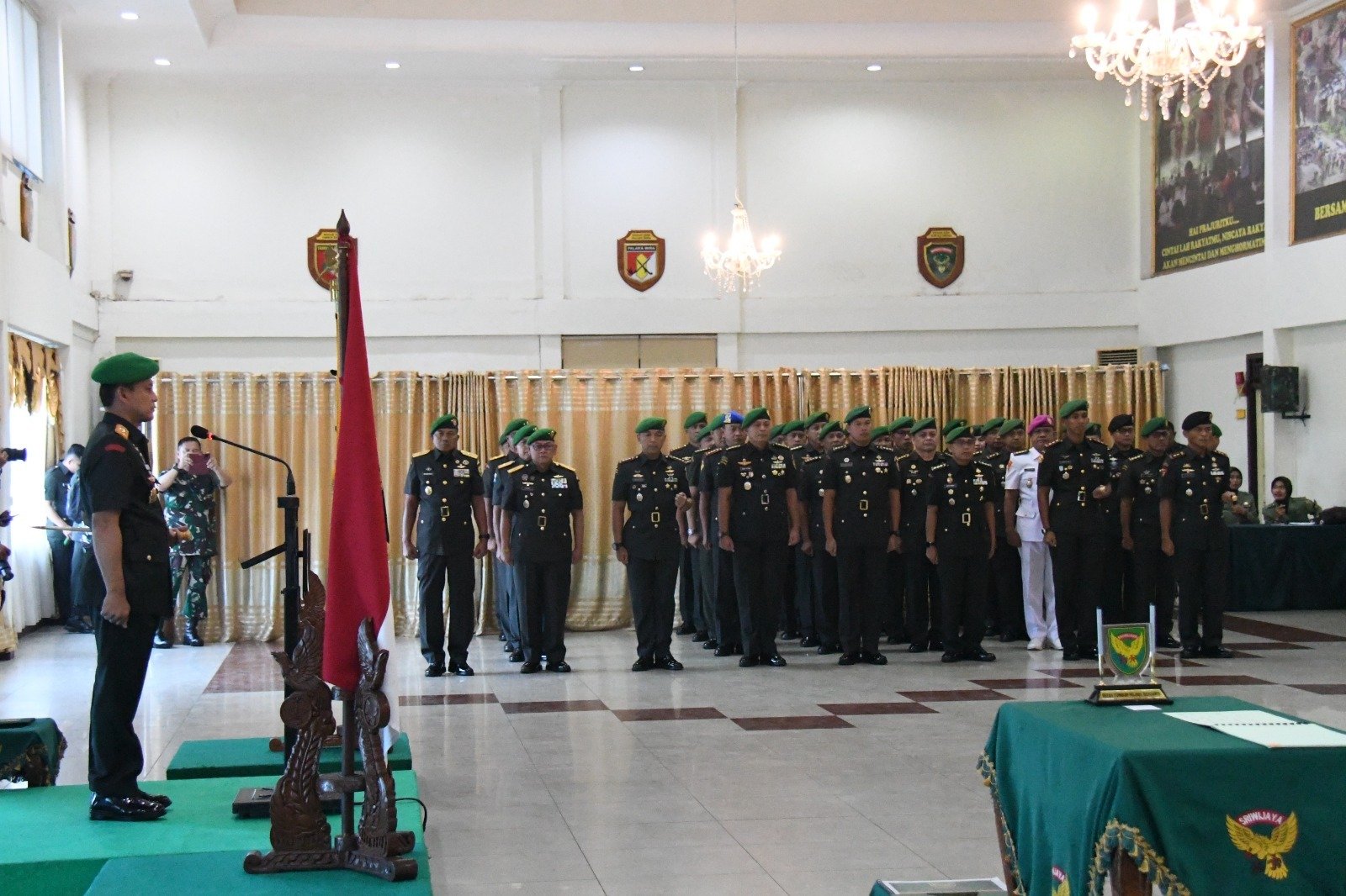 Danrem 044/Gapo dan Ketua Persit Hadiri Sertijab di Makodam II/Sriwijaya