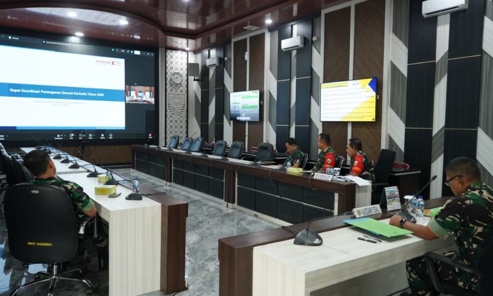 Kasdam II/Sriwijaya Ikuti Rakor Penanganan Peningkatan Eskalasi Karhutla melalui Zoom Meeting